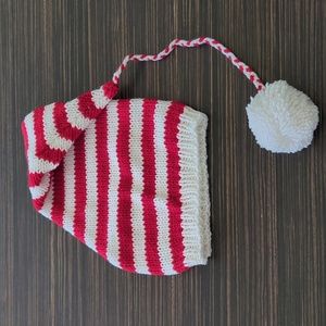 Kid knitted Christmas hat